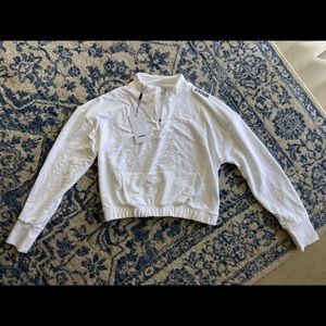 Brand New Gymshark White Women’s Cropped Half Zip